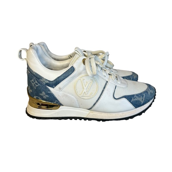 LOUIS VUITTON BLUE DENIM RUNAWAY SNEAKERS - Picture 2 of 8